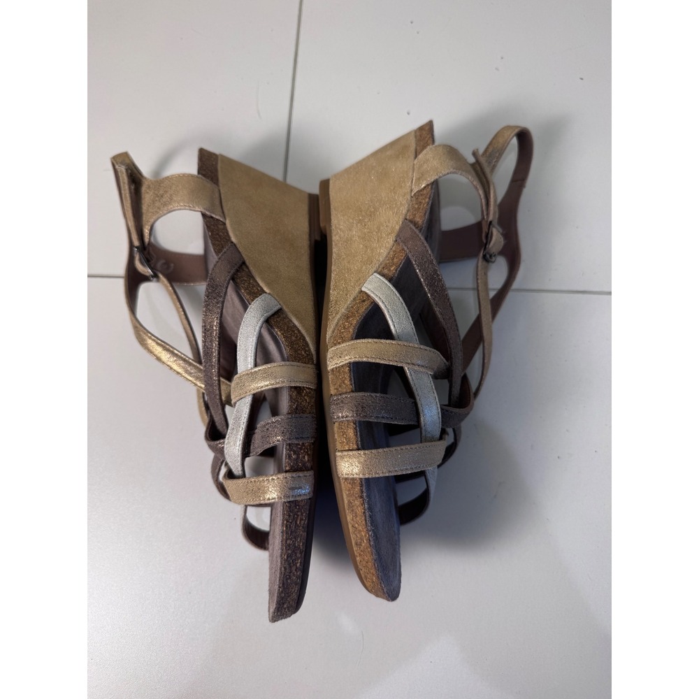 NWOT Mephisto Gaby Spark Wedge Sandals Women 42 Gold Metallic Strappy Minimalist - Picture 6 of 9